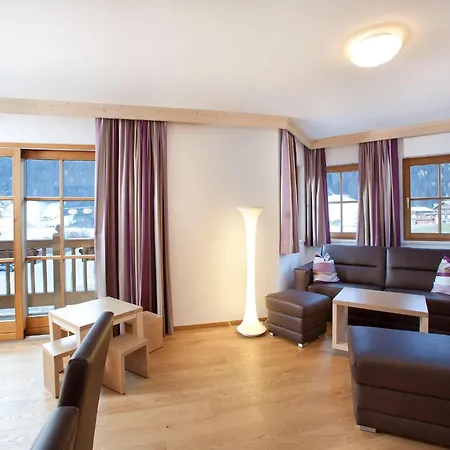 Apartment In Wald Im Pinzgau With Swimming Pool And Views Exterior foto