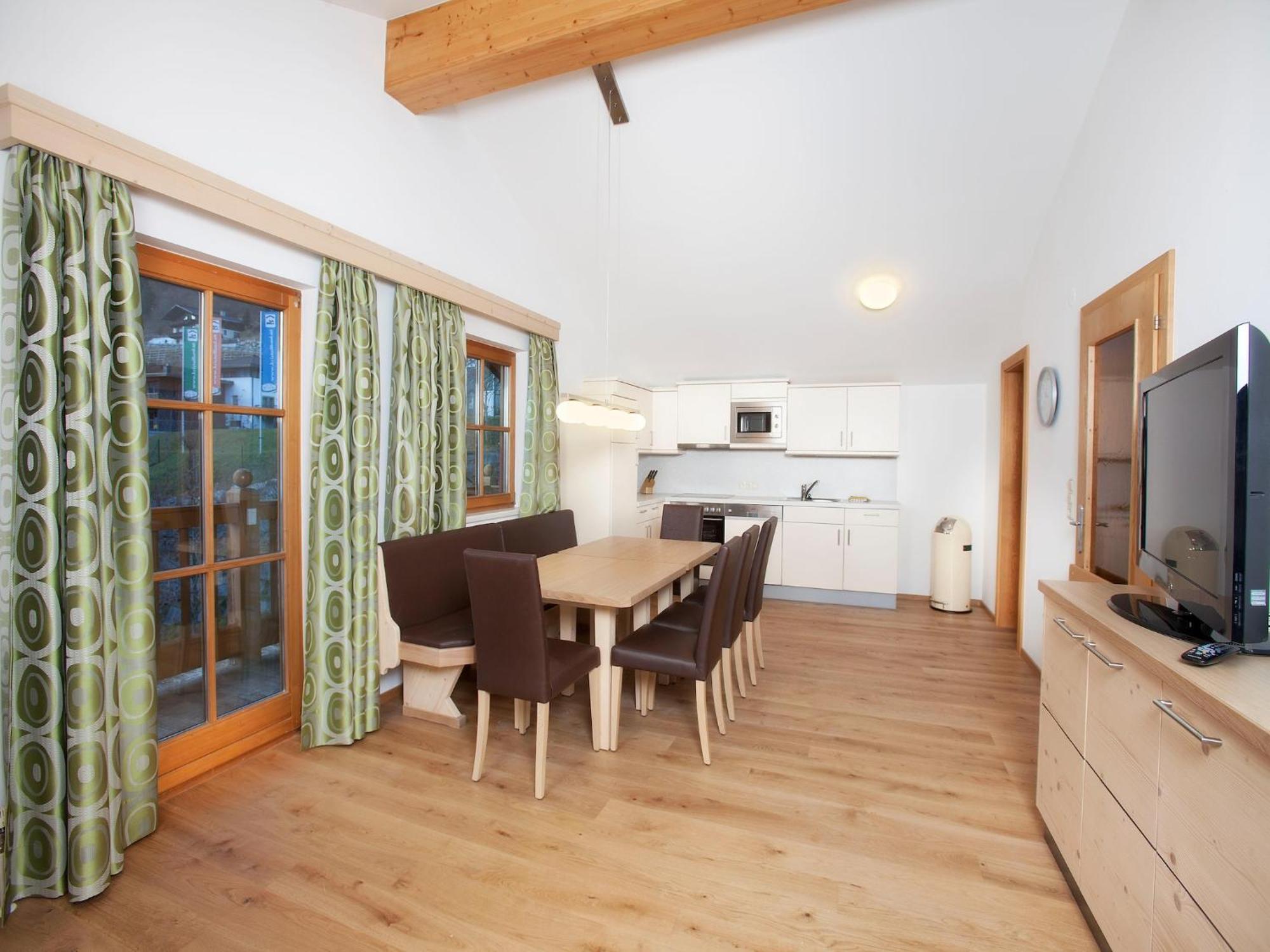 Apartment In With Swimming Pool And Views *