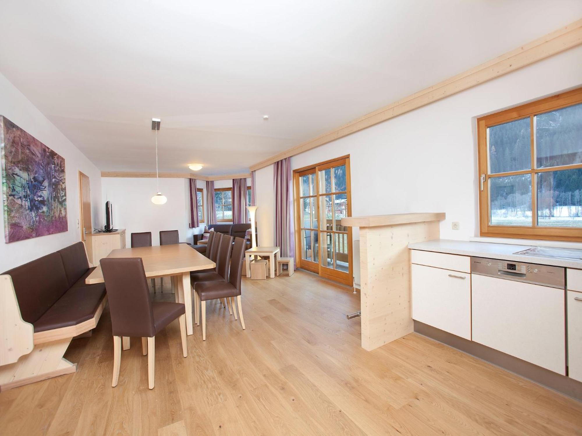 Apartment In With Swimming Pool And Views *