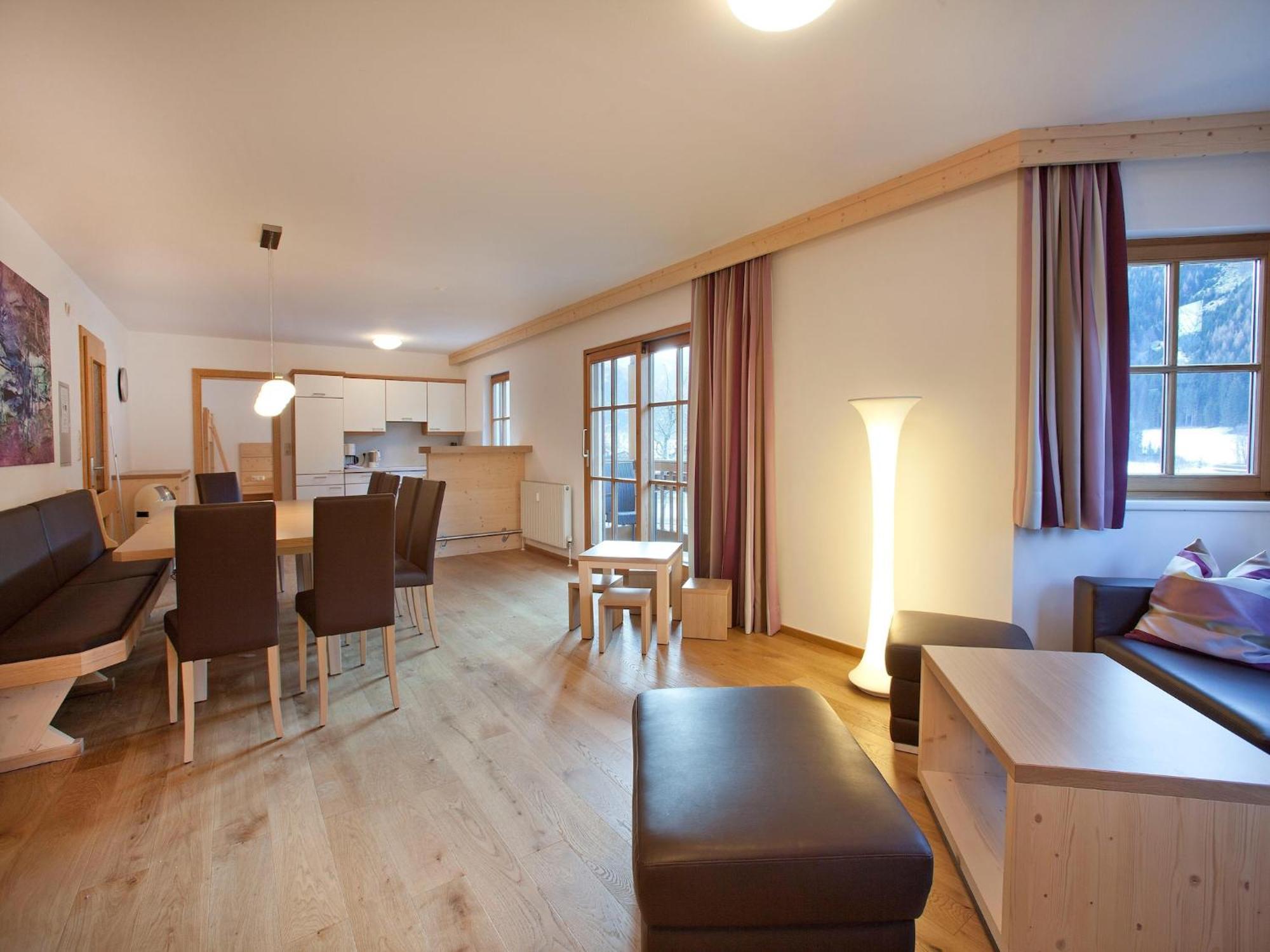Apartment In With Swimming Pool And Views *